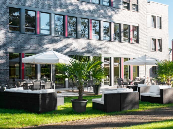 Ортопедическая клиника ATOS-ORTHOPARC, Кёльн