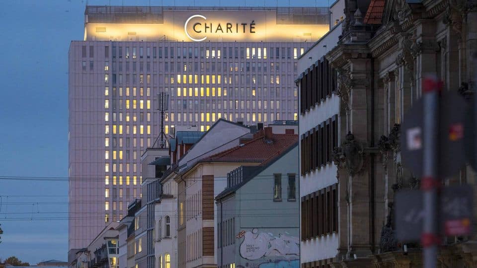 Антигельминтное средство Никлозамид в лечении COVID-19